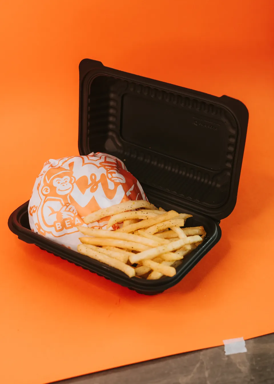 Classic Bear y papas en su caja